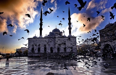 Κωνσταντινούπολη , το σταυροδρόμι της Δύσης & της Ανατολής!